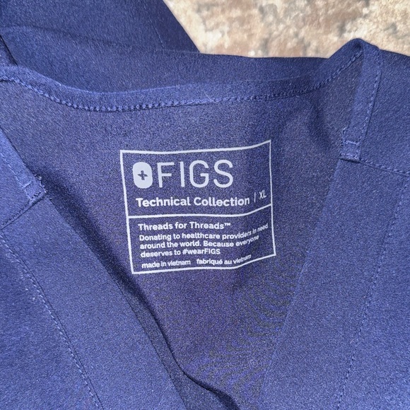 Figs Navy Scrub Set with Drawstring Pants - Picture 4 of 6